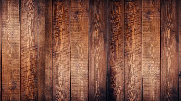 Utiliser le plancher de bois en parquet stratifié : Est-ce une bonne idée ?