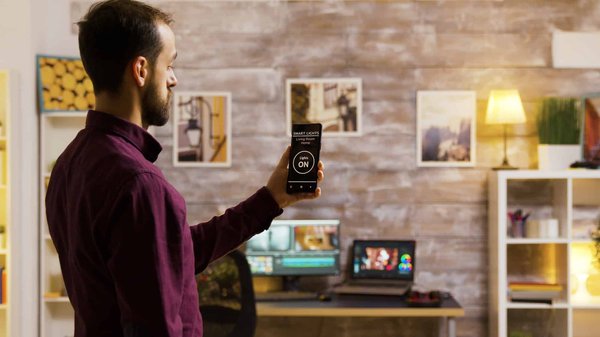 Quels sont les différents types d'ampoules LED connectées ?